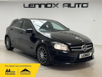 Begagnad Mercedes A180 AMG 2015 Svart Halvkombi