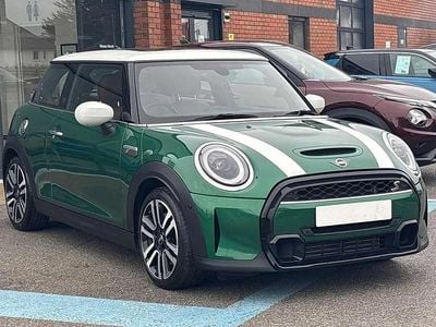 Used Mini Cooper S Exclusive 176 HP (129 kW) 2023 Green Hatchback