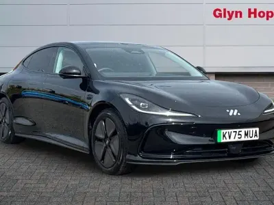Used MG IM5 300 kW (408 HP) 2025 Black Hatchback