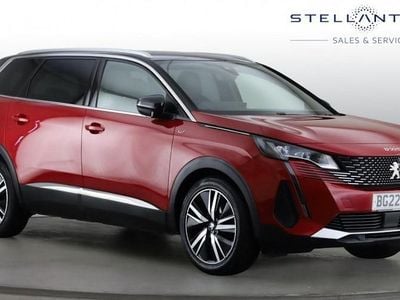 Used Peugeot 5008 Premium 131 HP (96 kW) 2022 Red SUV