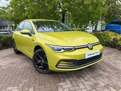 Used VW Golf VIII Style 150 HP (110 kW) 2022 Yellow Hatchback
