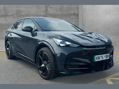 Usado Cupra Tavascan VZ1 250 kW (340 CV) 2025 Gris SUV