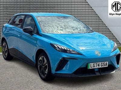 Used MG MG4 EV SE 2025 Blue Hatchback