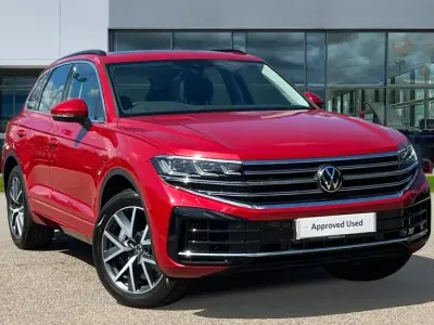 New VW Touareg Elegance 381 HP (280 kW) 2026 Chilli red metallic SUV