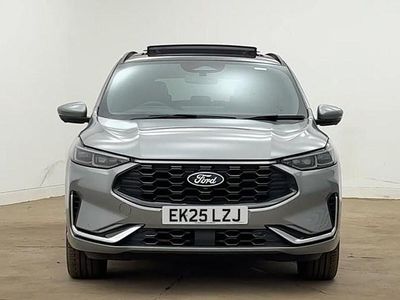 Usado Ford Kuga ST-Line X 183 HP (134 kW) 2025 Prateado SUV