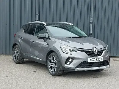 Usado Renault Captur Techno 142 HP (104 kW) 2023 Cinzento SUV