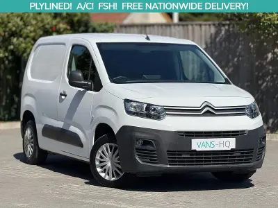 Used Citroën Berlingo Start 75 HP (55 kW) 2020 White MPV