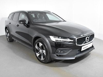 Black Used 2021 Volvo V60 CC Estate | £28,495 (Fair price)