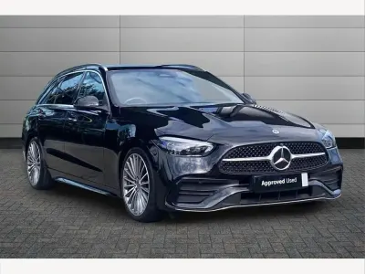 Usado Mercedes C300e AMG Line Premium 255 HP (187 kW) 2024 Preto Carrinha