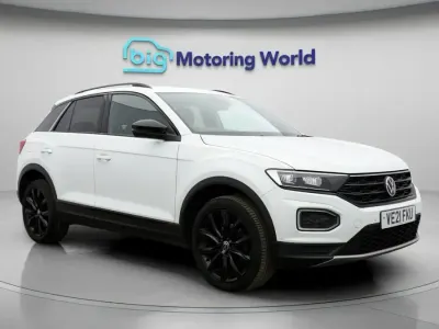 Usado VW T-Roc Black Edition 150 HP (110 kW) 2021 Branco SUV