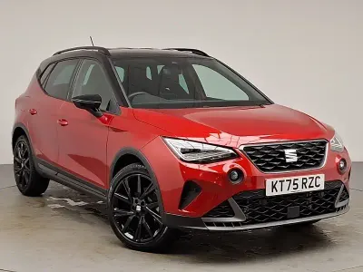 New Seat Arona Black Edition 115 HP (84 kW) 2025 Red SUV