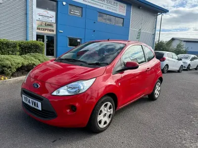 Begagnad Ford Ka S 69 HK (50 kW) 2014 Röd Halvkombi