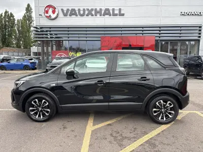 Używany Vauxhall Crossland S 82 KM (60 kW) 2021 Czarny SUV