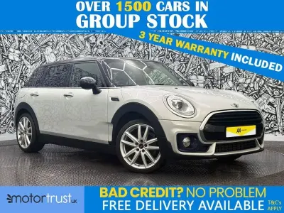 Usado Mini Cooper Clubman 150 CV (110 kW) 2017 Plateado Familiar