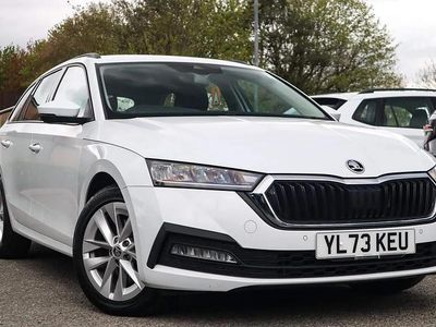 Used Skoda Octavia SE Technology 200 HP (147 kW) 2023 White Estate
