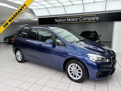 Begagnad BMW 218 Sport Line 150 HK (110 kW) 2018 Blå Minibuss