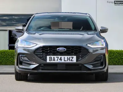 Gebraucht Ford Focus ST-Line X 2024 Magnetic Kleinwagen