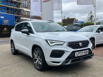 Usado Seat Ateca FR Sport 150 HP (110 kW) 2024 Branco SUV