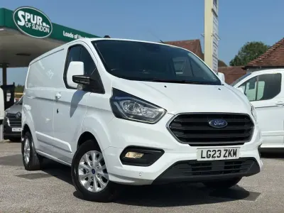 Used Ford Transit Custom Limited 130 HP (95 kW) 2023 White Van
