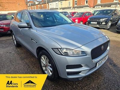 Used Jaguar F-Pace Prestige 180 HP (132 kW) 2017 Silver SUV
