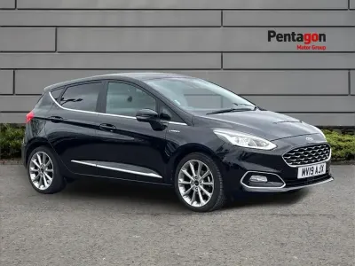 Używany Ford Fiesta Vignale 123 KM (90 kW) 2019 Czarny Hatchback