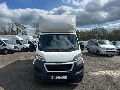 Begagnad Peugeot Boxer 140 HK (102 kW) 2021 Vit Van