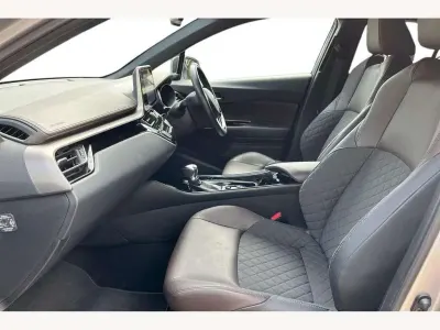 Used Toyota C-HR 122 HP (89 kW) 2018 Silver SUV