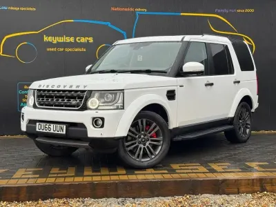 Used Land Rover Discovery 4 Graphite 2016 White SUV