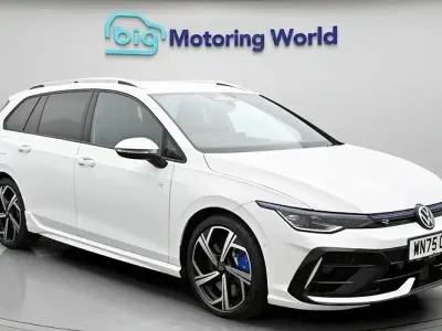 Used VW Golf VIII R 333 HP (244 kW) 2024 White Estate