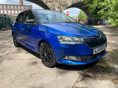 Usado Skoda Fabia Colour Edition 2020 Azul Citadino