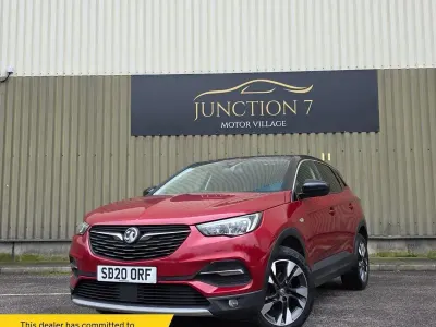 Begagnad Vauxhall Grandland X SRi 130 HK (95 kW) 2020 Röd SUV