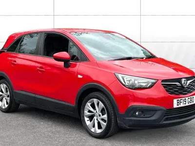 Used Vauxhall Crossland X 81 HP (59 kW) 2019 Red SUV