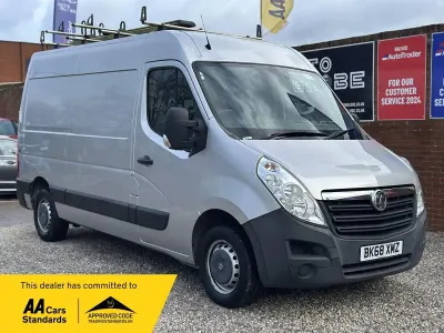 Used Vauxhall Movano 110 HP (80 kW) 2018 Silver MPV