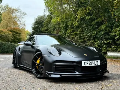 Usado Porsche 911 Turbo S 834 HP (613 kW) 2021 Preto Coupé