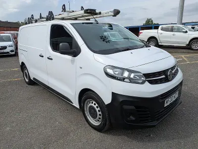 Used Vauxhall Vivaro Edition 100 HP (73 kW) 2020 White MPV