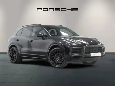 Used Porsche Cayenne 456 HP (335 kW) 2021 Black SUV