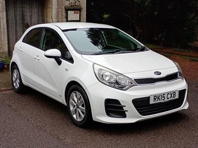White Used 2015 Kia Rio Hatchback | £4,200 (Fair price)