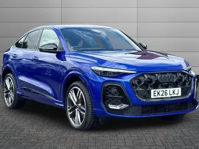 Used Audi Q5 Sportback Advanced 201 HP (147 kW) 2026 Ultra blue SUV