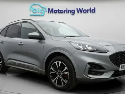 Used Ford Kuga ST-Line X 225 HP (165 kW) 2023 Silver SUV