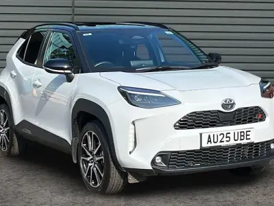 Used Toyota Yaris Cross Sport 131 HP (96 kW) 2025 Silver SUV
