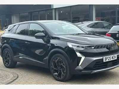 Used Renault Symbioz Iconic Esprit Alpine 143 HP (105 kW) 2025 Special metallic  diamond black SUV