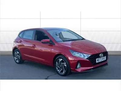 Used Hyundai i20 SE 99 HP (72 kW) 2022 Red Hatchback