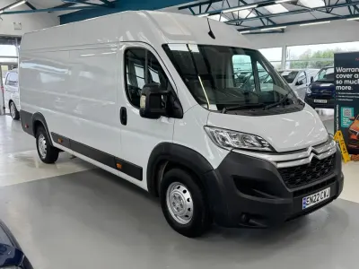 Usado Citroën Relay 140 HP (102 kW) 2022 Branco Van