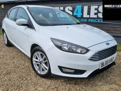 Begagnad Ford Focus Zetec 2016 Halvkombi