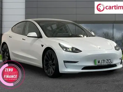 Używany Tesla Model 3 Performance 461 kW (627 KM) 2021 Biały Sedan/Limuzyna