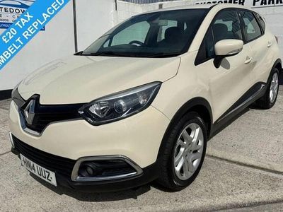 Cream Used 2014 Renault Captur Dynamique SUV | £4,495 (A bit pricey)