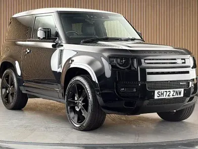 Used Land Rover Defender HSE Dynamic 249 HP (183 kW) 2025 SUV