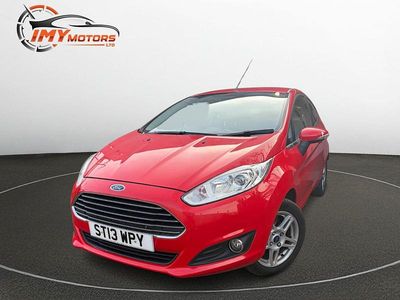 Used Ford Fiesta Zetec 82 HP (60 kW) 2013 Red Hatchback