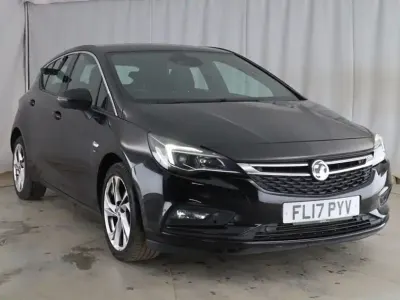 Second-hand Vauxhall Astra SRi 110 CP (80 kW) 2017 Negru Hatchback