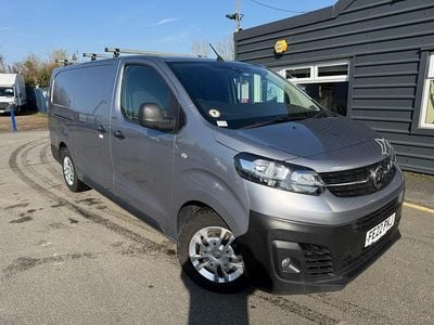 Used Vauxhall Vivaro 145 HP (106 kW) 2022 Grey MPV
